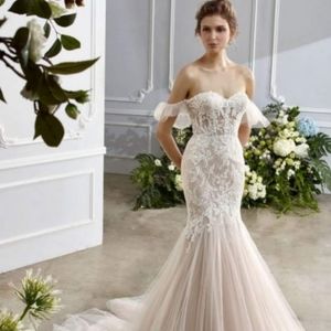 NEW Wedding Dress